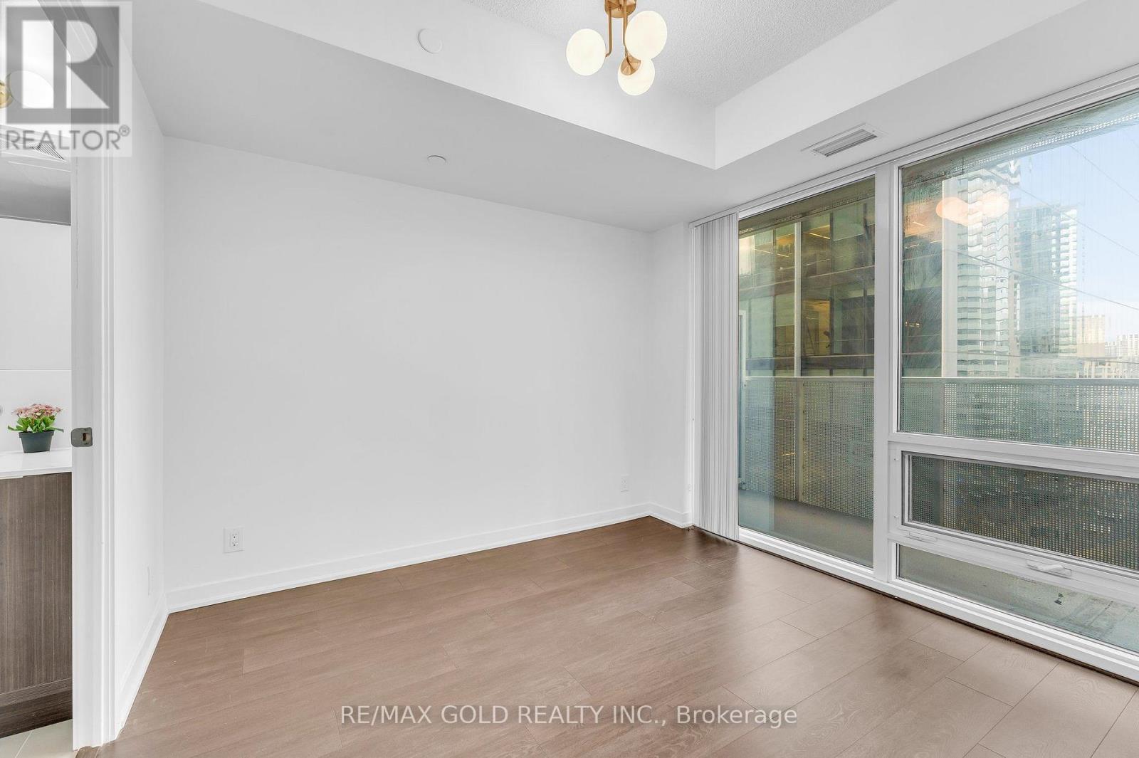 1202 - 100 Harbour Street, Toronto, Ontario  M5J 0B5 - Photo 19 - C13678654