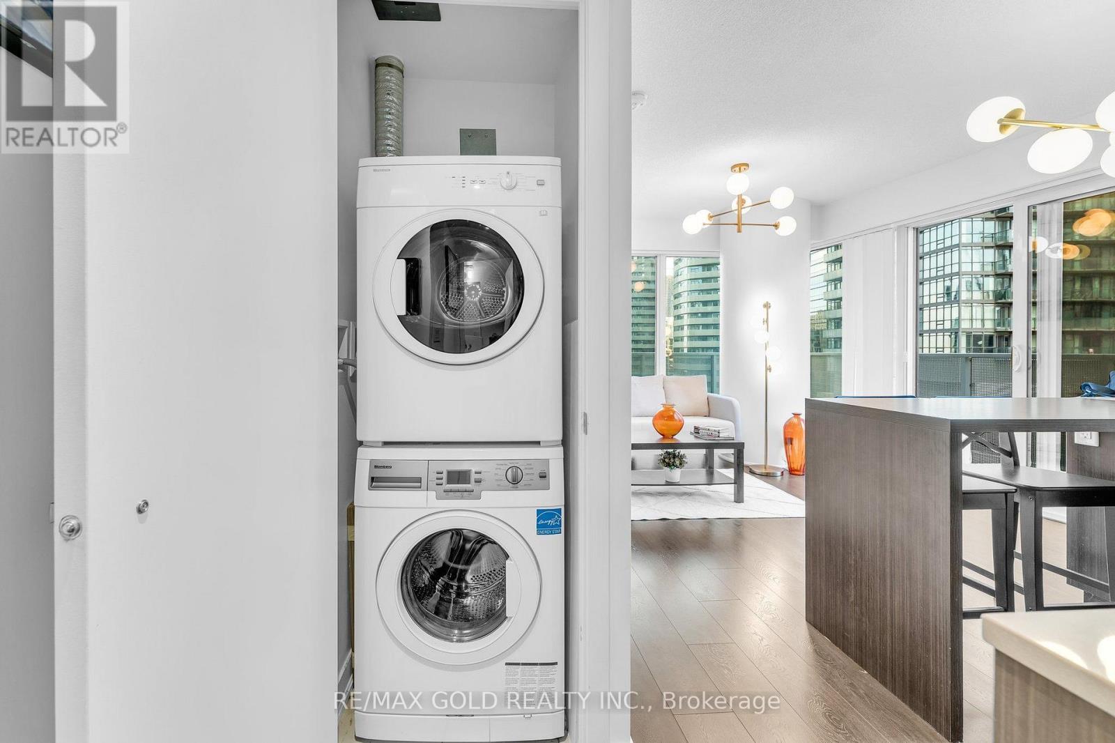 1202 - 100 Harbour Street, Toronto, Ontario  M5J 0B5 - Photo 28 - C13678654