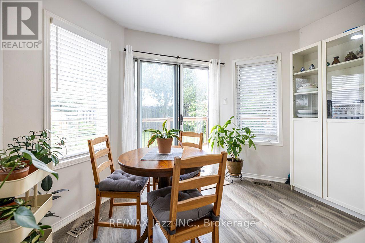 23 Meredith Court, Clarington, Ontario  L1E 2V9 - Photo 17 - E13678634