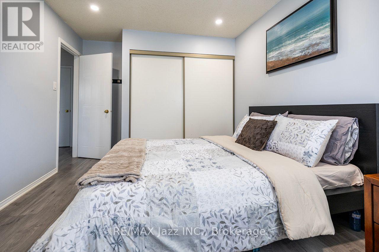 23 Meredith Court, Clarington, Ontario  L1E 2V9 - Photo 21 - E13678634
