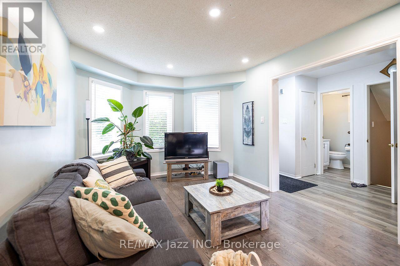 23 Meredith Court, Clarington, Ontario  L1E 2V9 - Photo 7 - E13678634