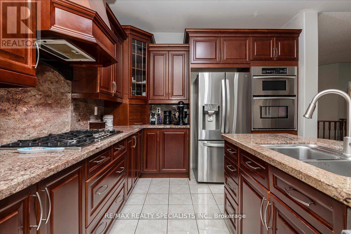 1165 Mitchell Court, Innisfil, Ontario  L9S 5A5 - Photo 12 - N13678642