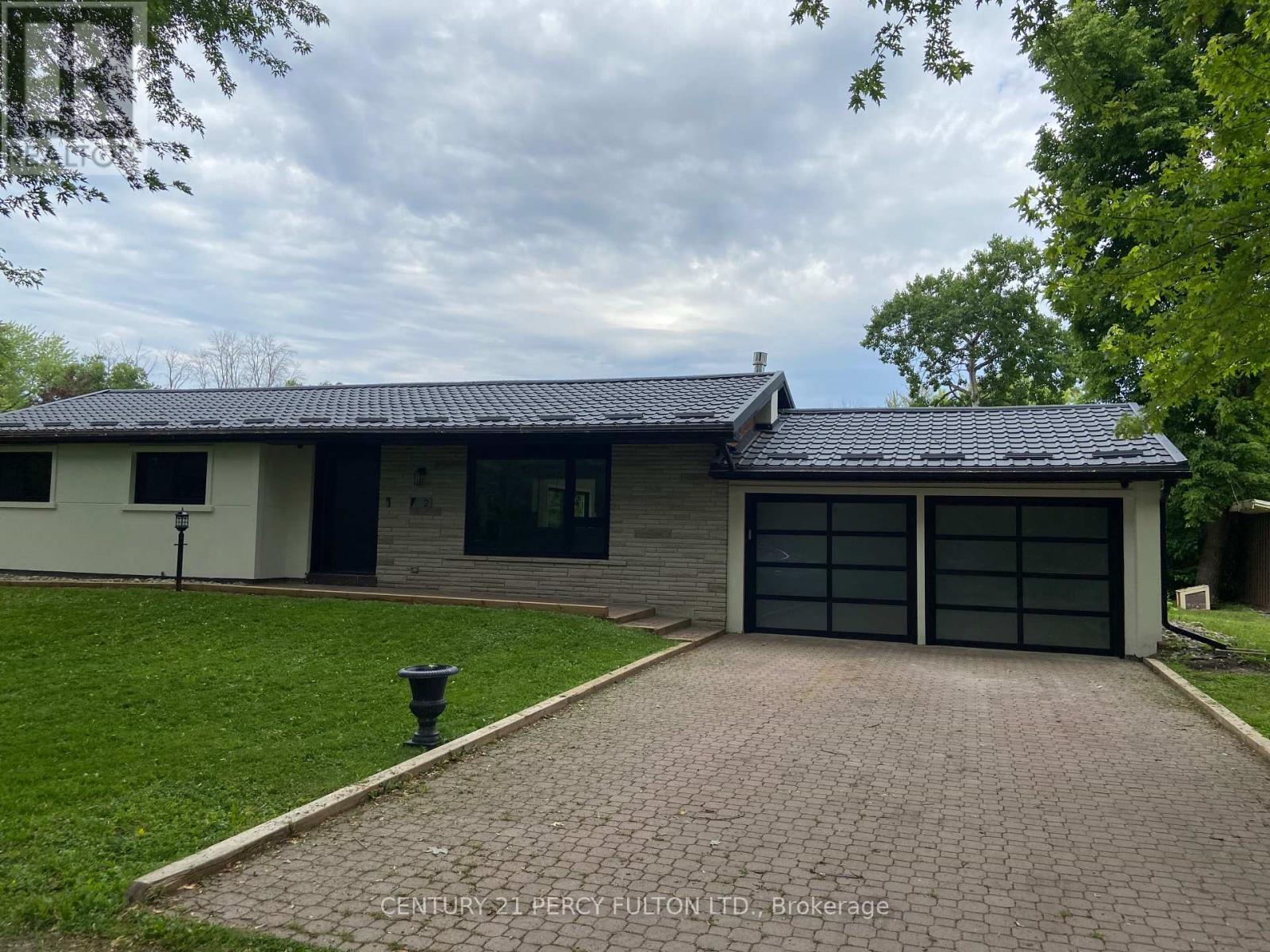 2 WALKERS LANE, Georgina, Ontario