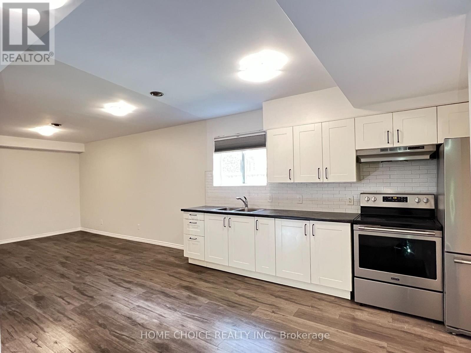 Unit 1 (First Floor) - 30 Porritt Street, Barrie, Ontario  L4N 6Y3 - Photo 6 - S13678678