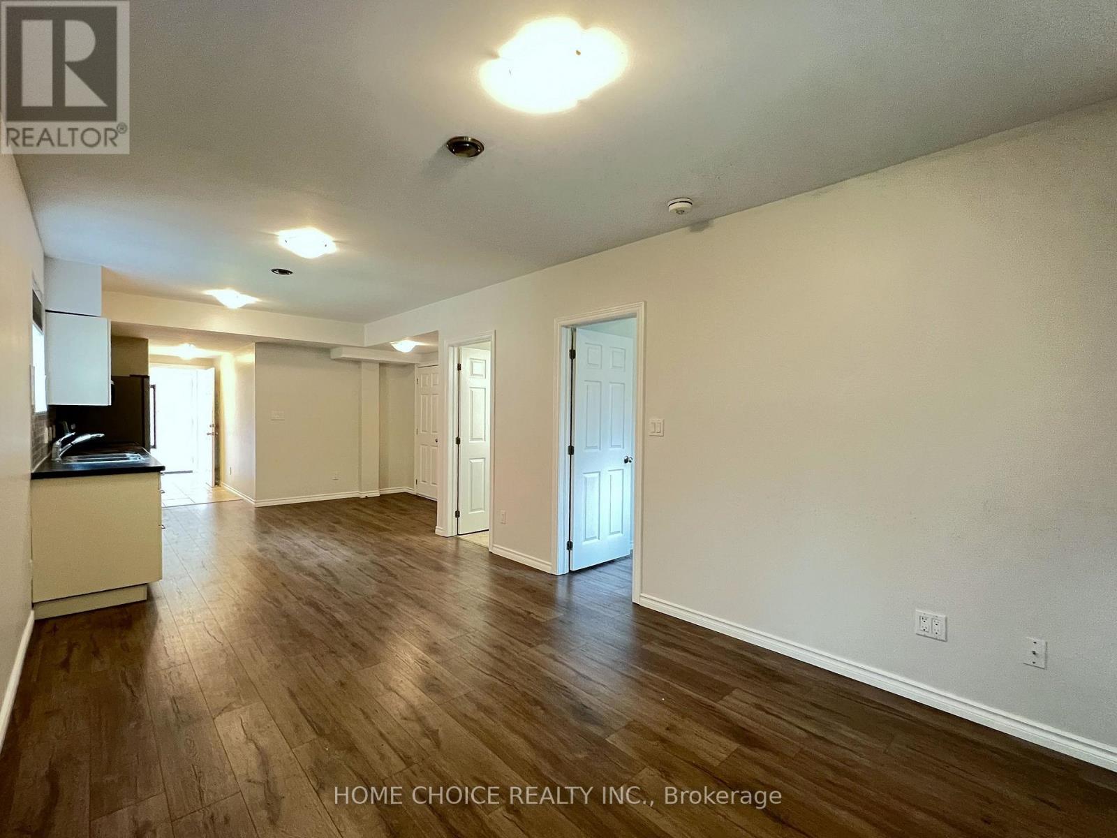 Unit 1 (First Floor) - 30 Porritt Street, Barrie, Ontario  L4N 6Y3 - Photo 9 - S13678678
