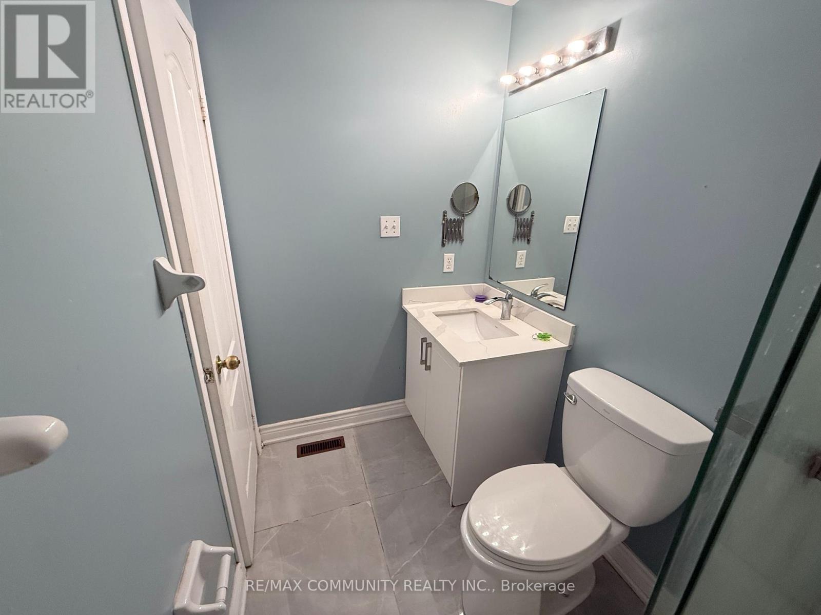 26 Grosbeak Crescent, Toronto, Ontario  M1X 1X1 - Photo 14 - E13553526