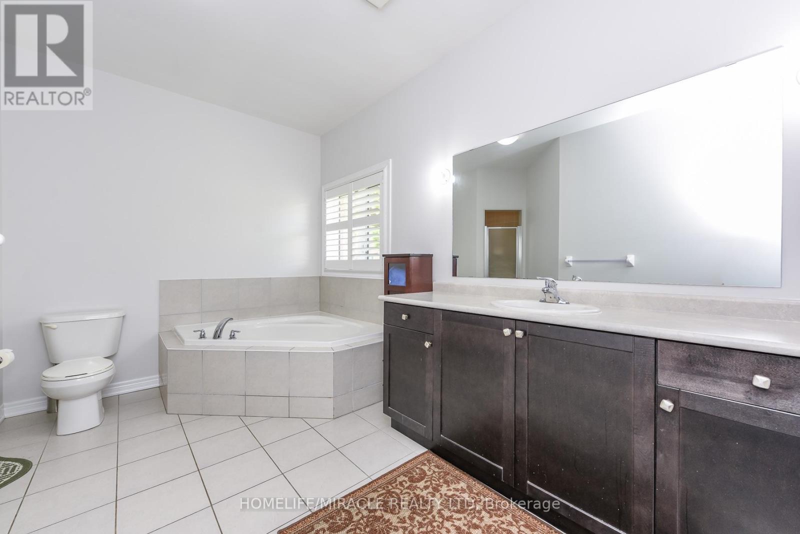 10 Danfield Court, Brampton, Ontario  L6Y 2X9 - Photo 21 - W13472360