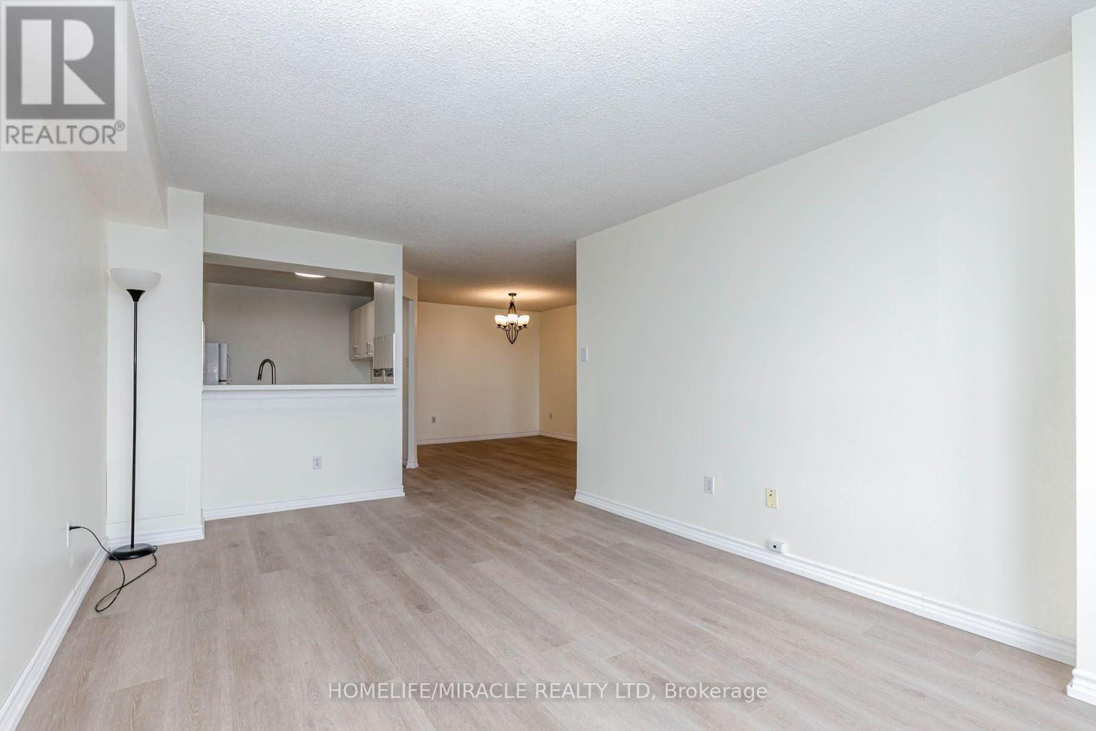 804 - 12 Laurelcrest Street, Brampton, Ontario  L6S 5Y4 - Photo 15 - W13678688