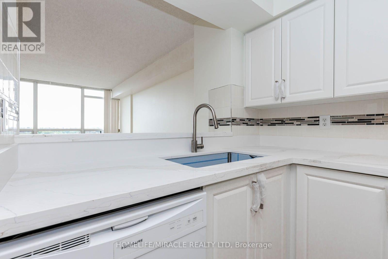 804 - 12 Laurelcrest Street, Brampton, Ontario  L6S 5Y4 - Photo 26 - W13678688