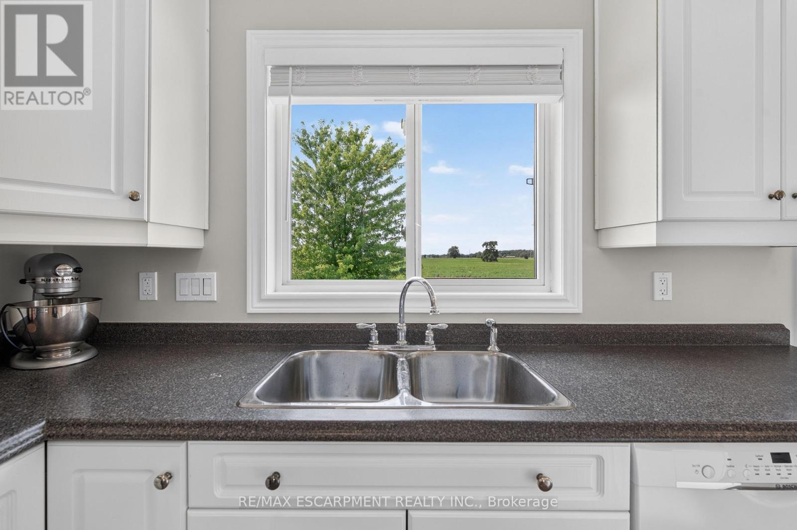 86 Golden Acres Drive, West Lincoln, Ontario  L0R 2A0 - Photo 23 - X13678686
