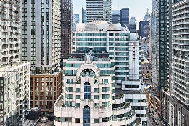 2206 - 400 King Street W, Toronto, Ontario  M5V 0X8 - Photo 10 - C13678652