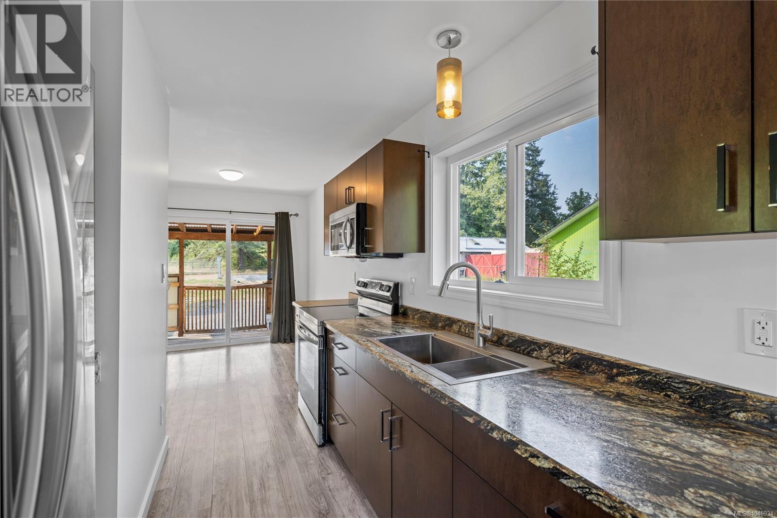 2228 Alberni Hwy, Coombs, British Columbia  V0R 1M0 - Photo 19 - 1046934