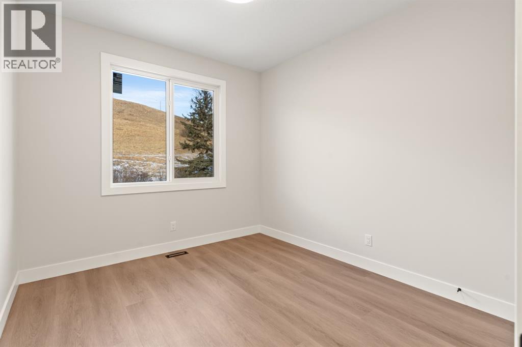 2528 7 Avenue NW, Calgary, Alberta  T2N 1A4 - Photo 38 - A2318211