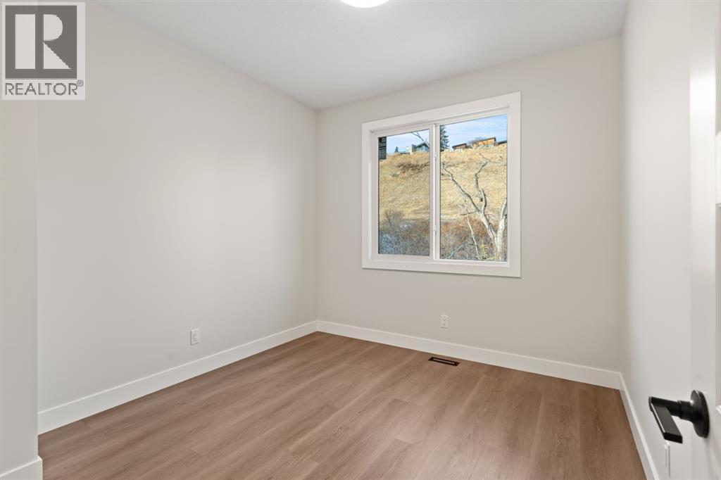 2528 7 Avenue NW, Calgary, Alberta  T2N 1A4 - Photo 35 - A2318211