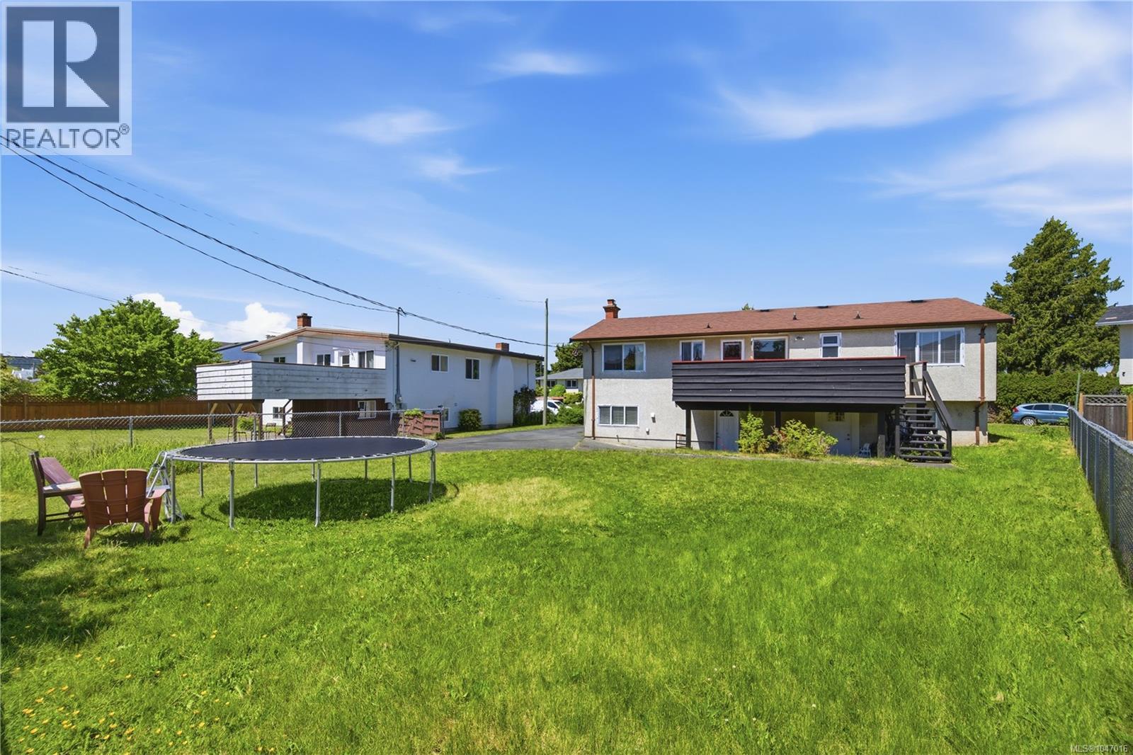 3971 Cedarwood St, Saanich, British Columbia  V8N 3N3 - Photo 45 - 1047016