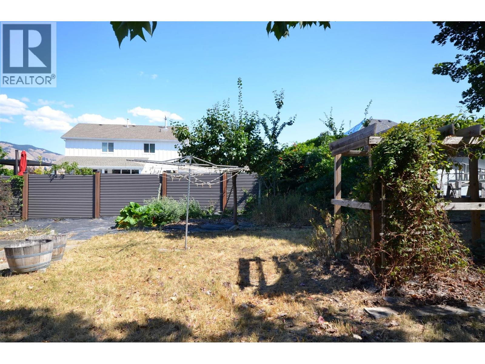 7609 Cunliffe Road, Coldstream, British Columbia  V1B 1T4 - Photo 21 - 10397577