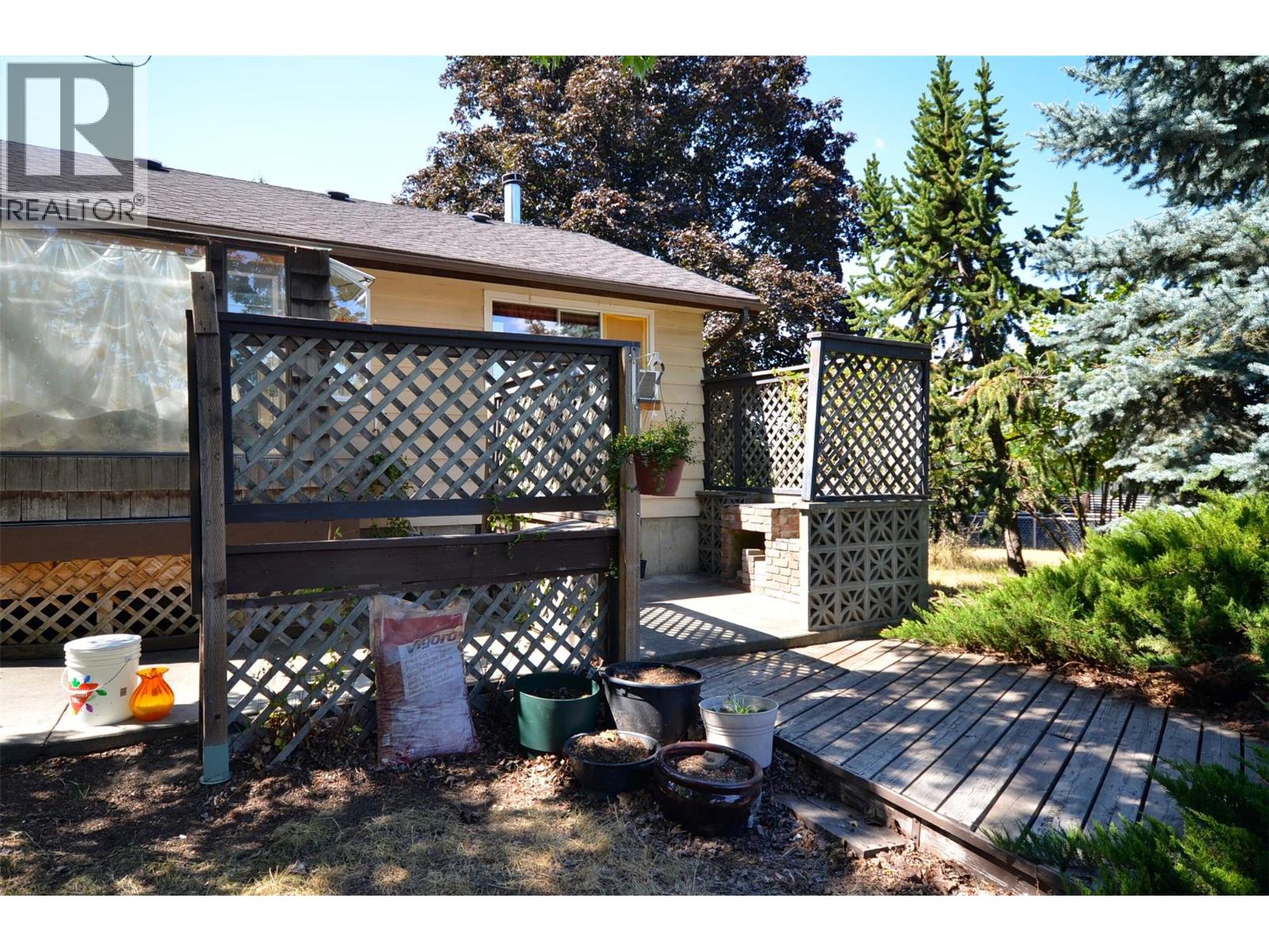 7609 Cunliffe Road, Coldstream, British Columbia  V1B 1T4 - Photo 16 - 10397577
