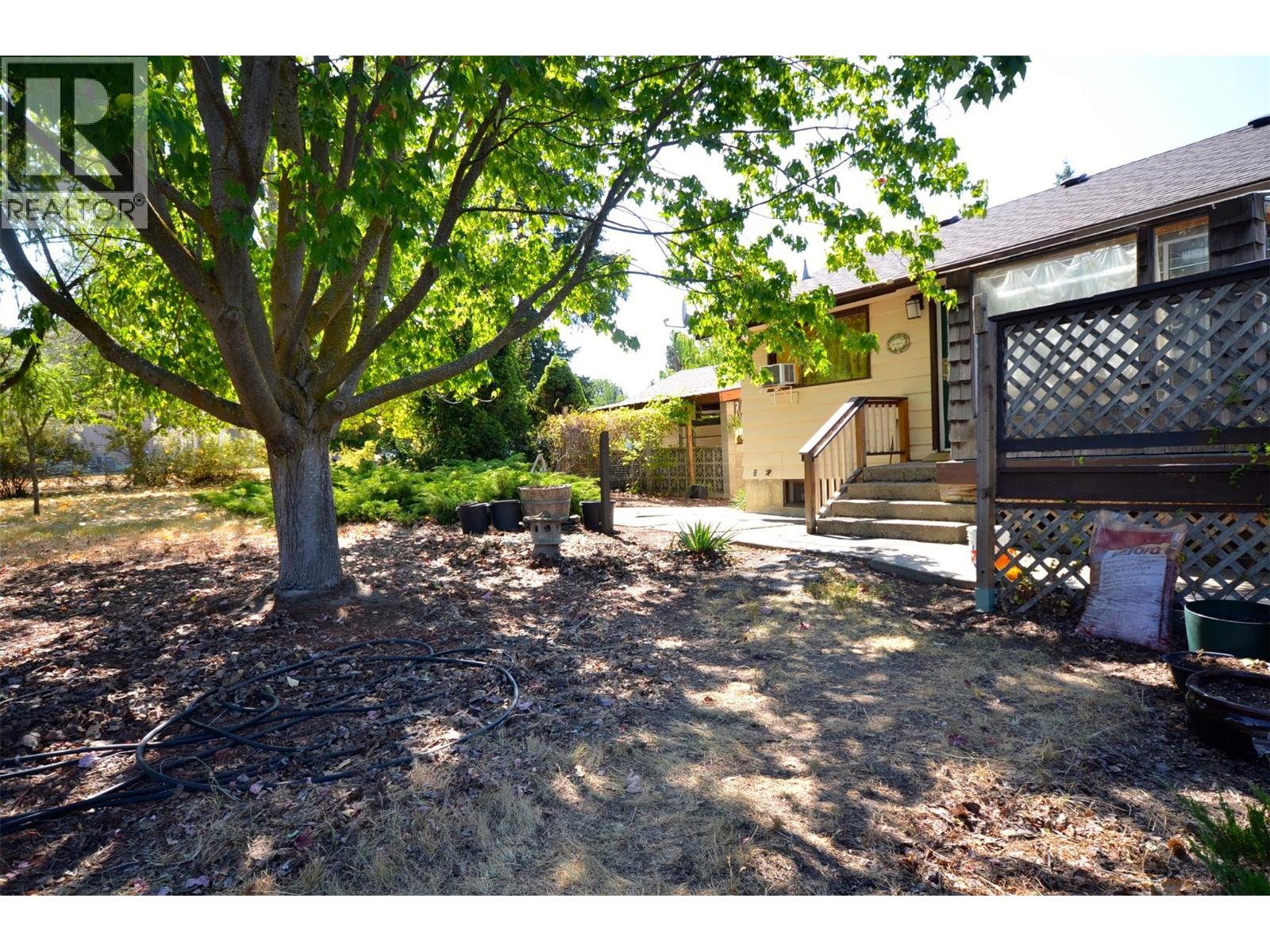 7609 Cunliffe Road, Coldstream, British Columbia  V1B 1T4 - Photo 15 - 10397577