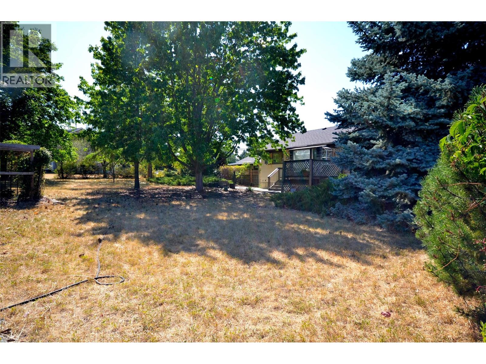 7609 Cunliffe Road, Coldstream, British Columbia  V1B 1T4 - Photo 11 - 10397577
