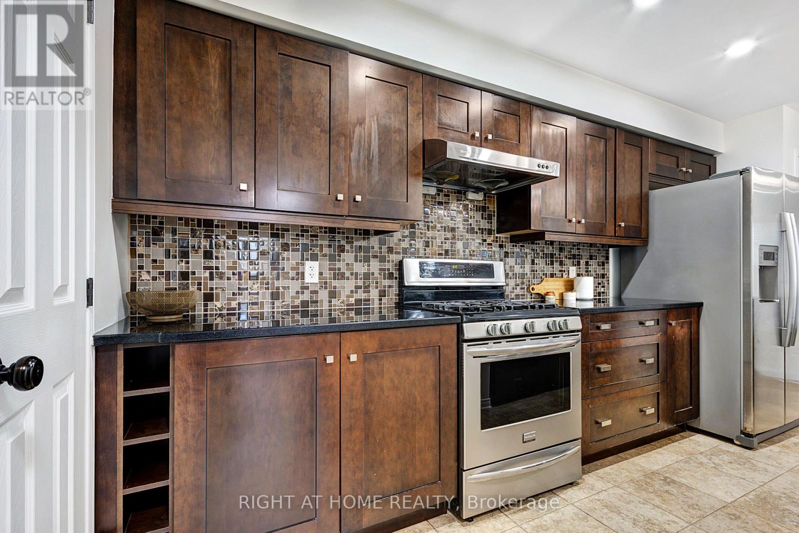 188 Patriot Place, Ottawa, Ontario  K2M 0B9 - Photo 8 - X13678714