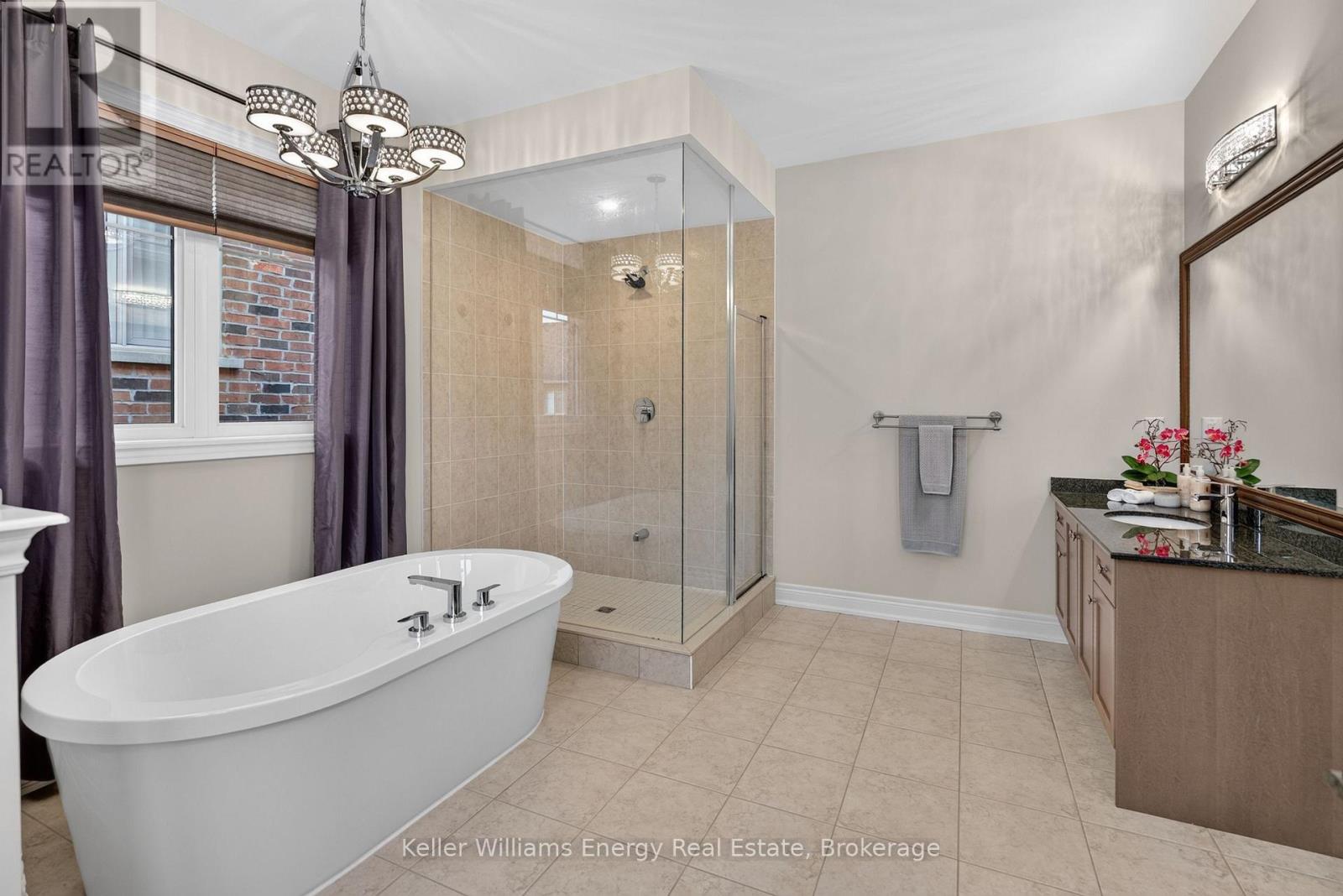 59 Venkata Drive, Vaughan, Ontario  L0J 1C0 - Photo 22 - N13676270