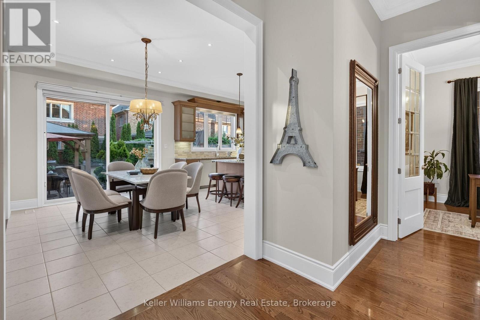 59 Venkata Drive, Vaughan, Ontario  L0J 1C0 - Photo 9 - N13676270