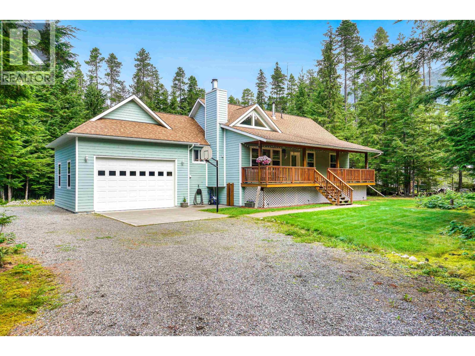 2926 WOESTE AVENUE, Terrace, British Columbia