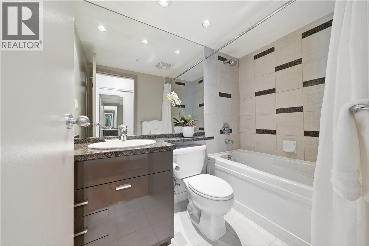 2002 1408 Strathmore Mews, Vancouver, British Columbia  V6Z 3A9 - Photo 25 - R3123671
