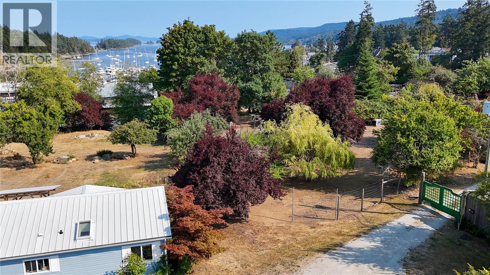 265 Lower Ganges Rd, Salt Spring, British Columbia  V8K 1S7 - Photo 6 - 1044657