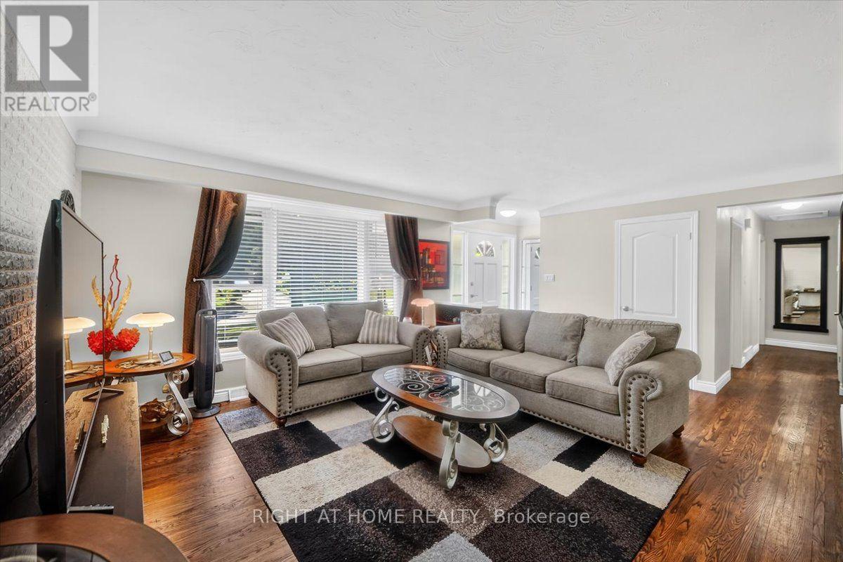 43 Monarch Park Drive, St. Catharines, Ontario  L2M 3K8 - Photo 4 - X13677784