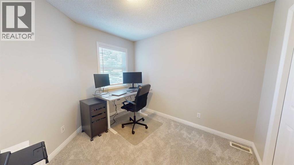 47 Chapman Circle Se, Calgary, Alberta  T2X 3T8 - Photo 22 - A2333611