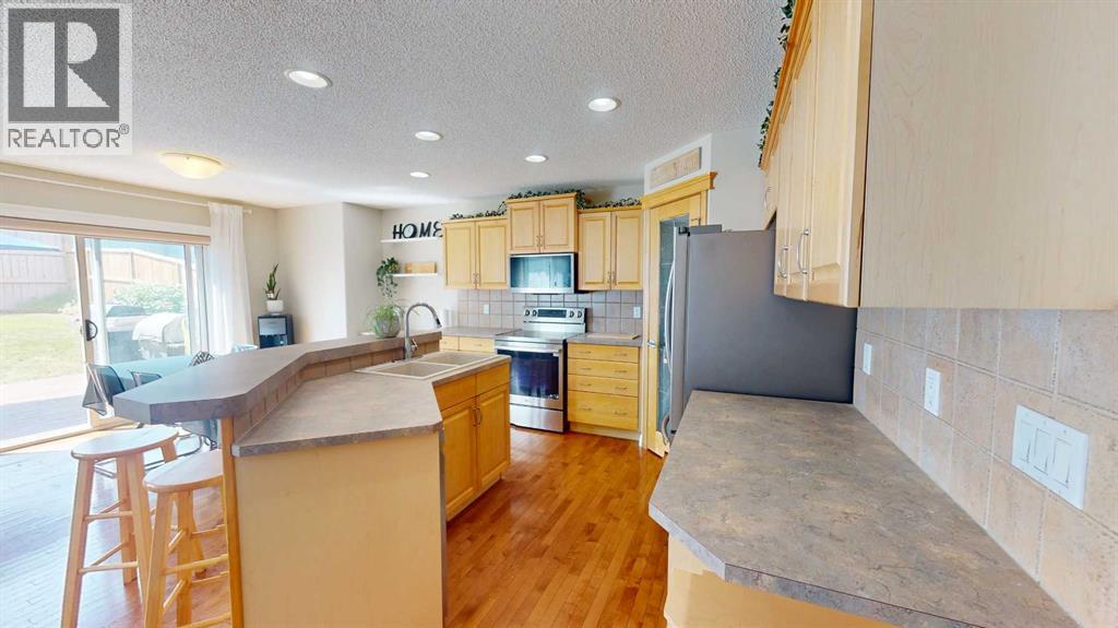 47 Chapman Circle Se, Calgary, Alberta  T2X 3T8 - Photo 7 - A2333611