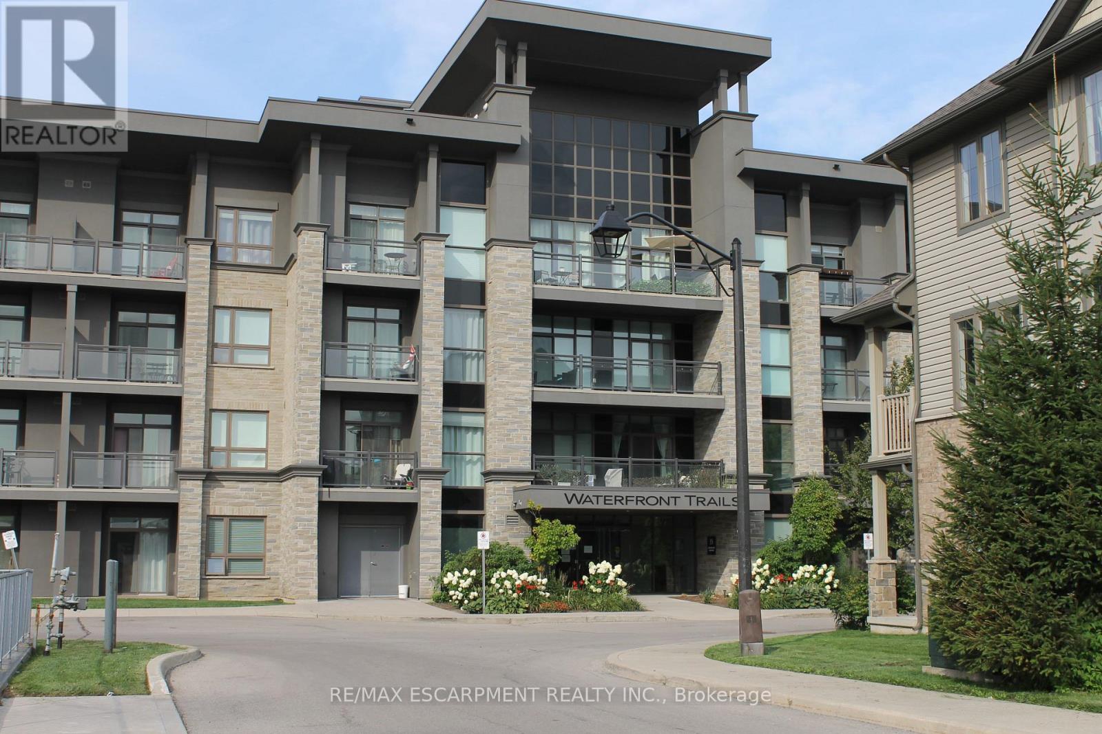 316 - 35 SOUTHSHORE CRESCENT, Hamilton, Ontario