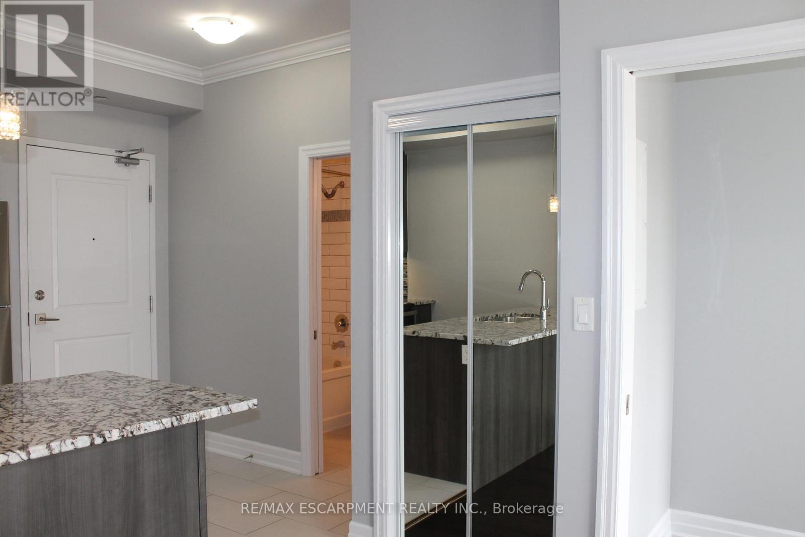 316 - 35 Southshore Crescent, Hamilton, Ontario L8E 0J2 - Photo 8 - X13678718