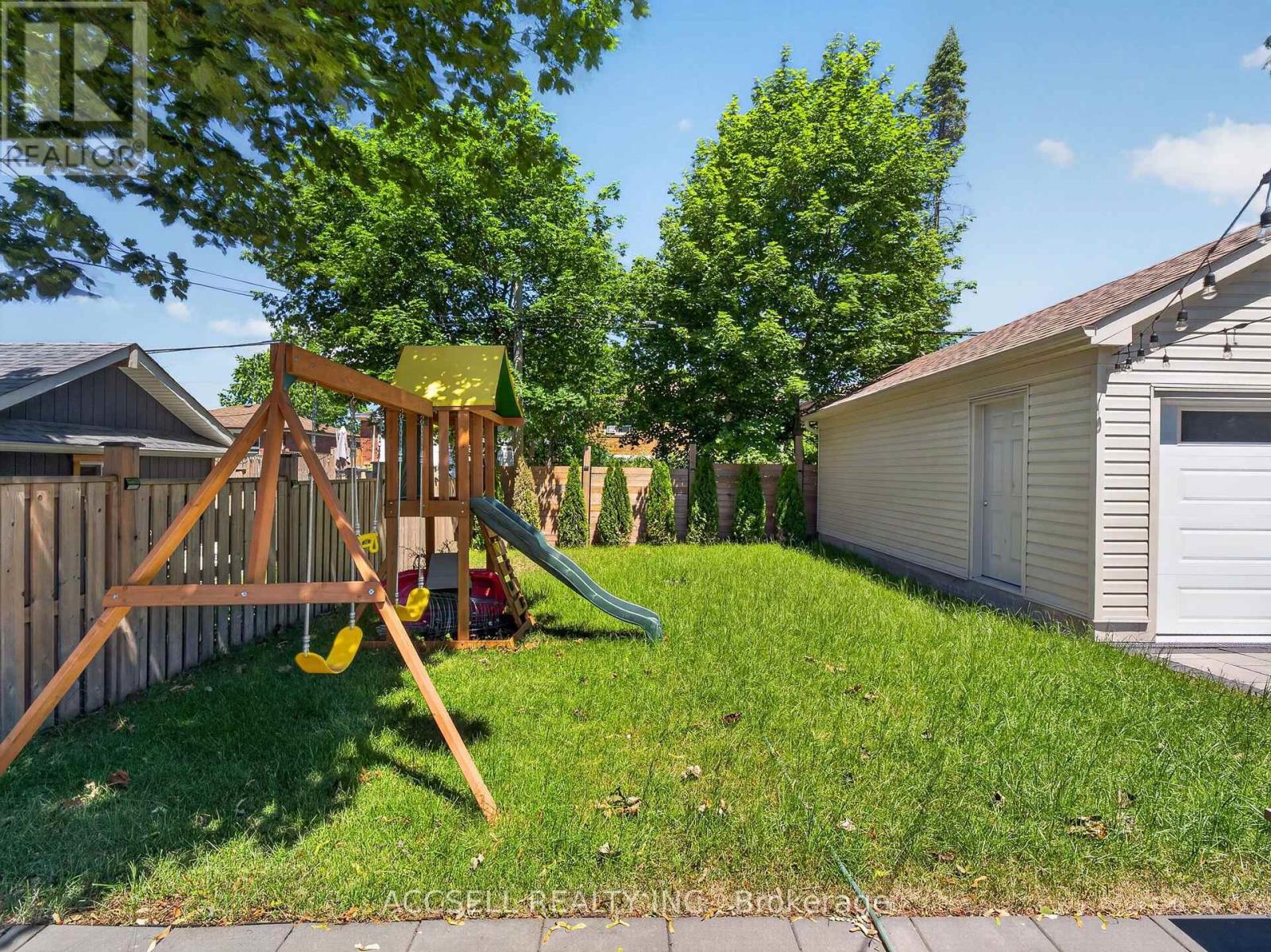 10 Sylla Avenue, Toronto, Ontario  M1R 4W7 - Photo 32 - E13674136