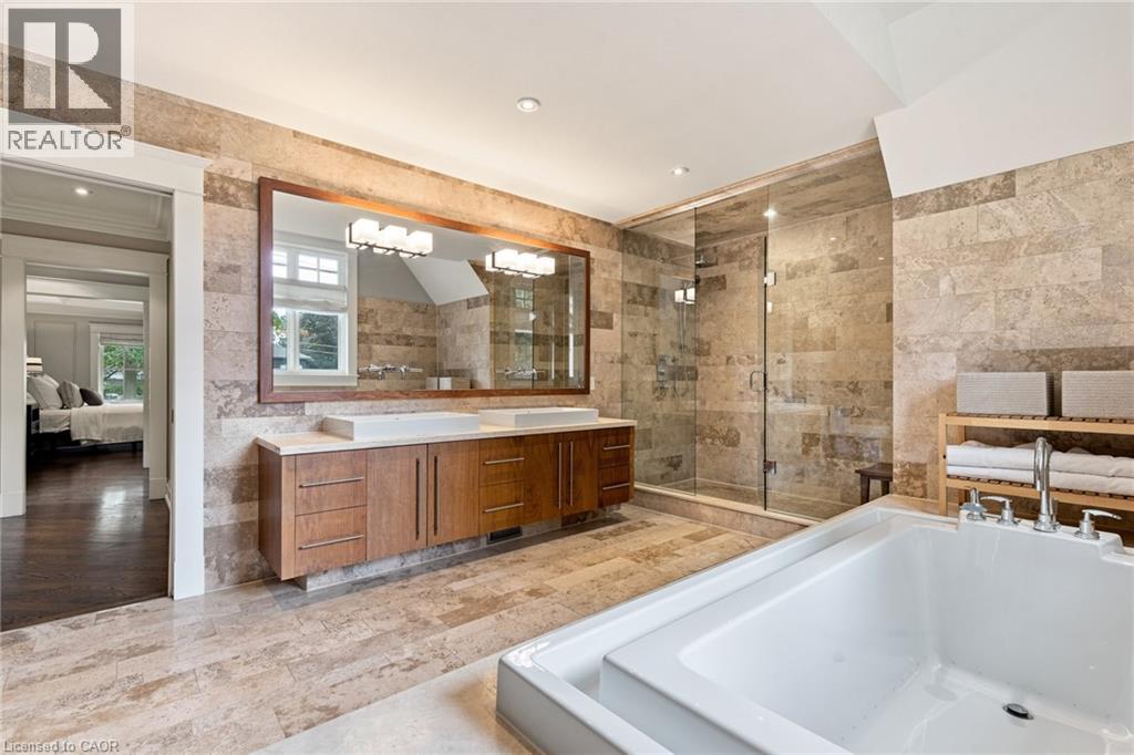 411 Wedgewood Drive, Oakville, Ontario  L6J 4S3 - Photo 42 - 40856024