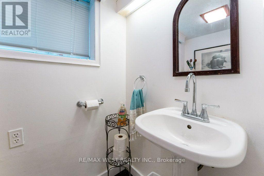40 Delaware Avenue, Toronto, Ontario  M6H 2S7 - Photo 34 - C13676380