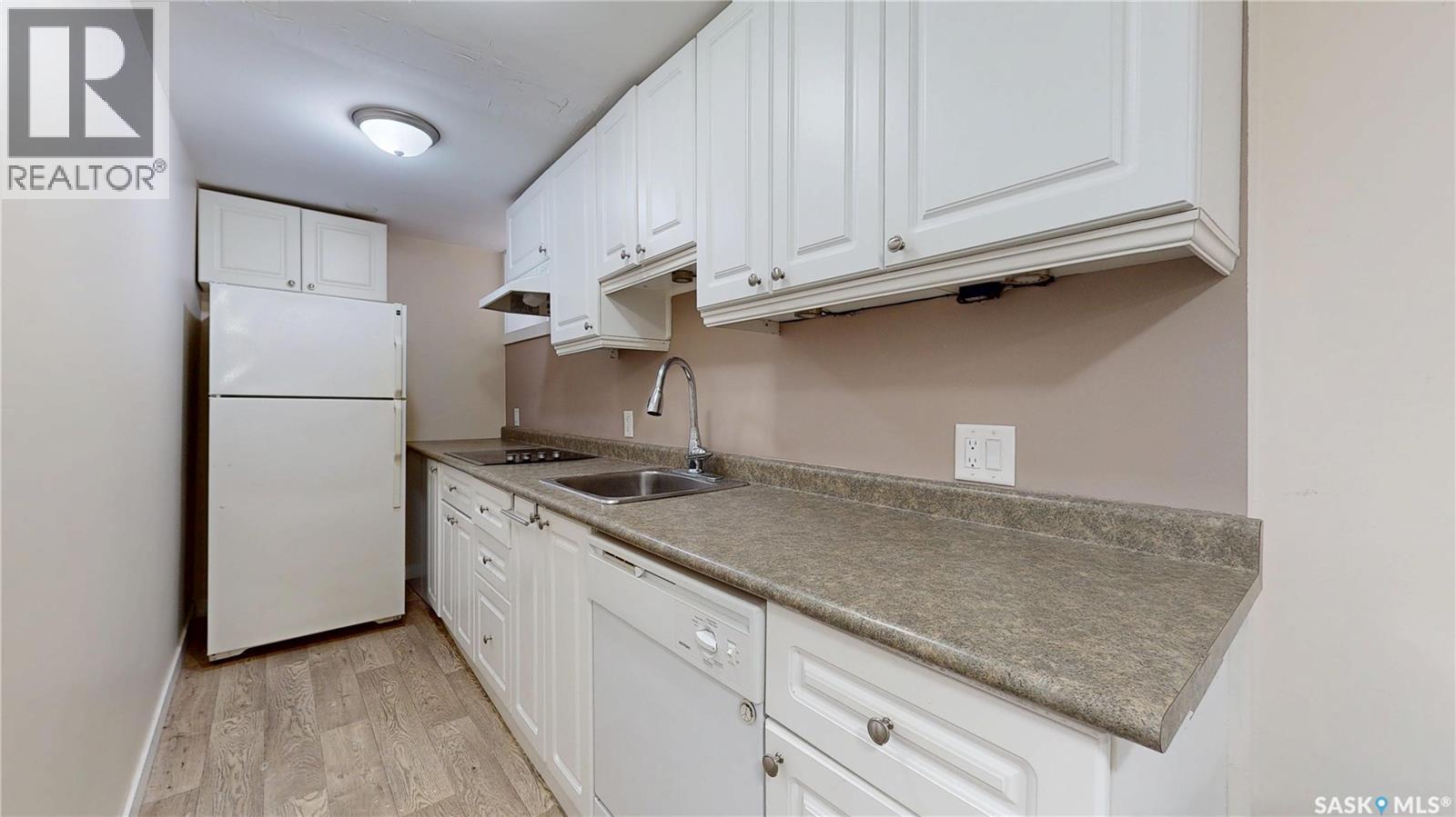 1947 Athol Street, Regina, Saskatchewan  S4T 3E4 - Photo 18 - SK045653