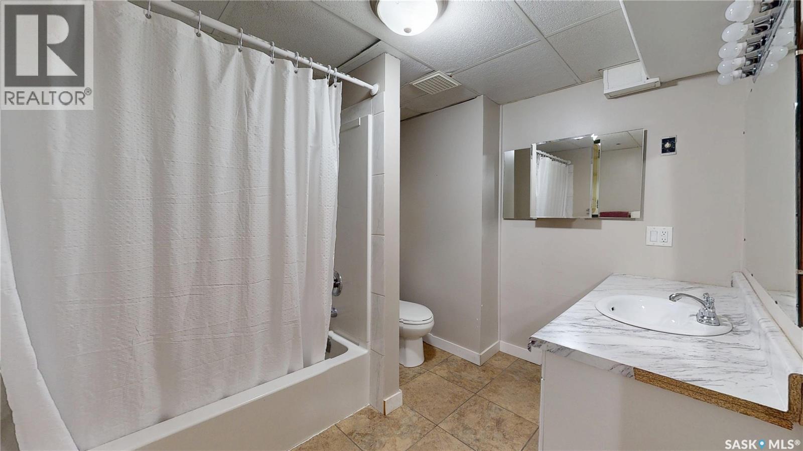 1947 Athol Street, Regina, Saskatchewan  S4T 3E4 - Photo 24 - SK045653