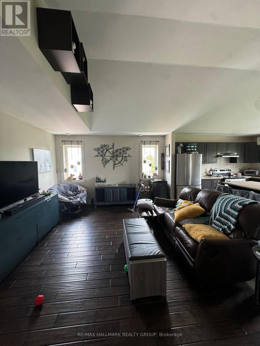 2 - 138 Lees Avenue, Ottawa, Ontario K1S 0C4 - Photo 3 - X13678744