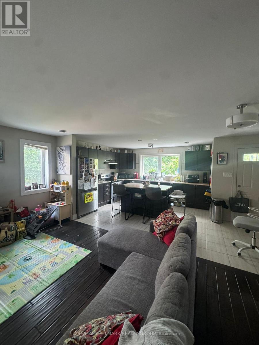 2 - 138 Lees Avenue, Ottawa, Ontario K1S 0C4 - Photo 4 - X13678744