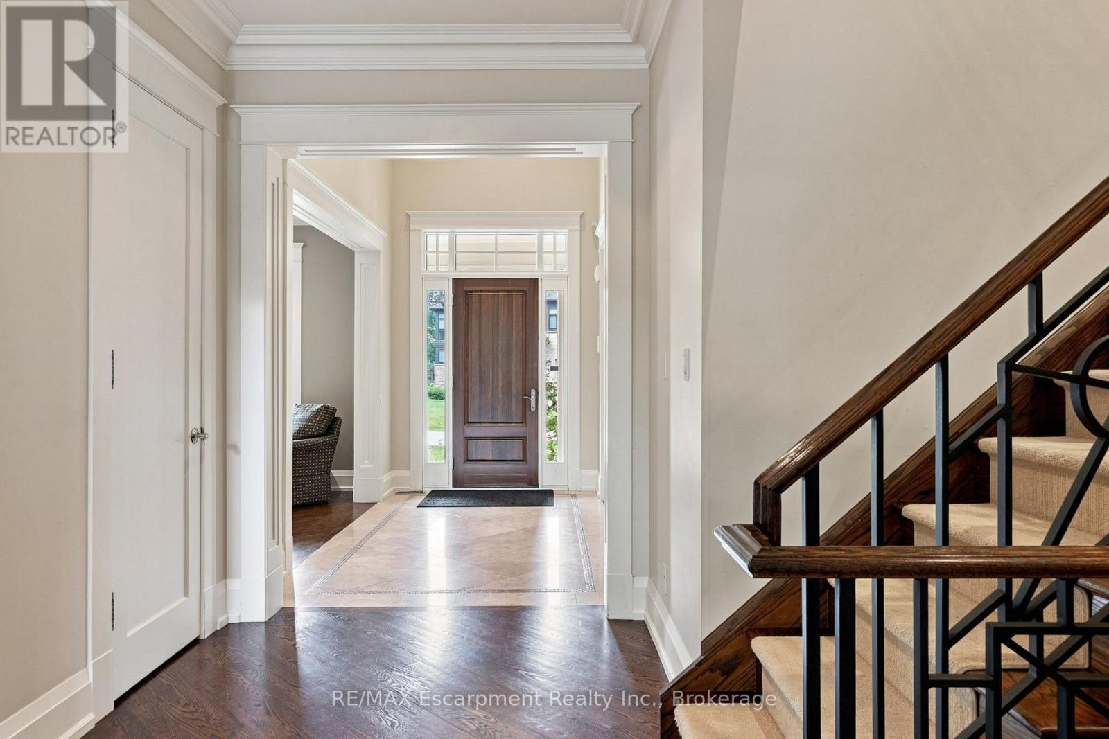 411 Wedgewood Drive, Oakville, Ontario  L6J 4S3 - Photo 18 - W13678754