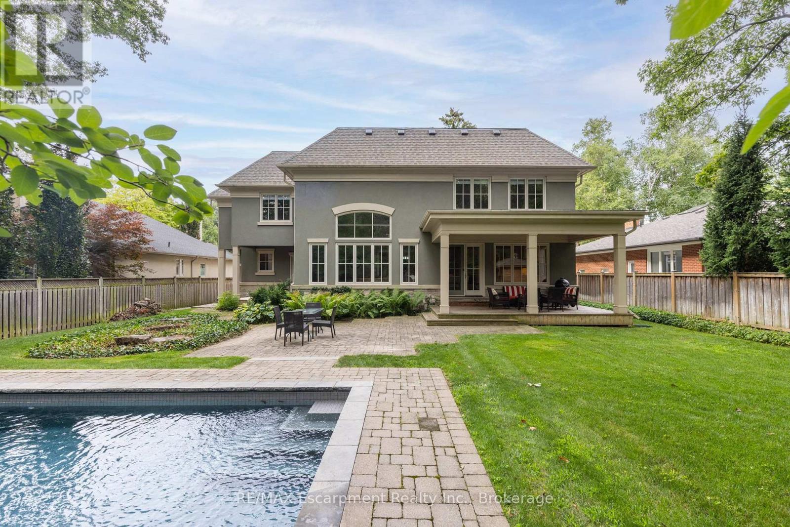 411 Wedgewood Drive, Oakville, Ontario  L6J 4S3 - Photo 9 - W13678754