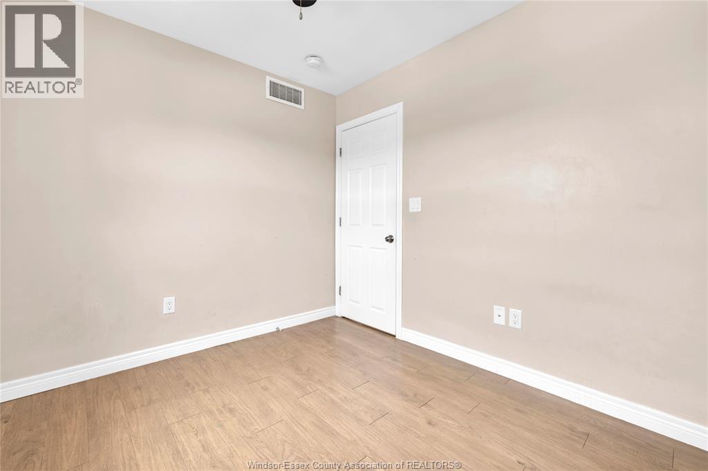 522 Bridge, Windsor, Ontario  N9B 2M4 - Photo 13 - 26019867