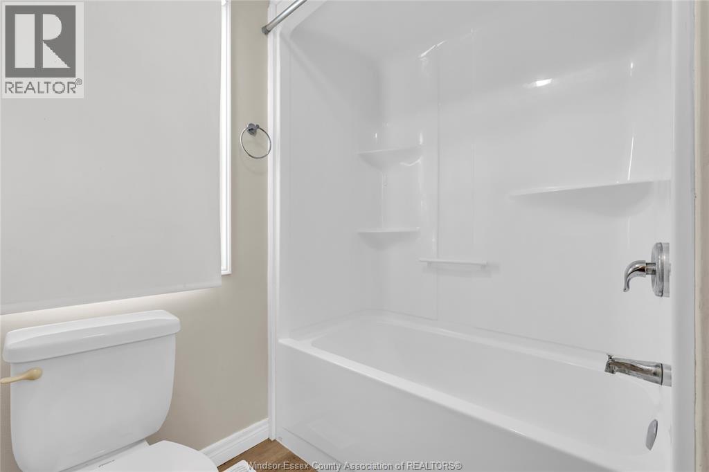 522 Bridge, Windsor, Ontario  N9B 2M4 - Photo 15 - 26019867