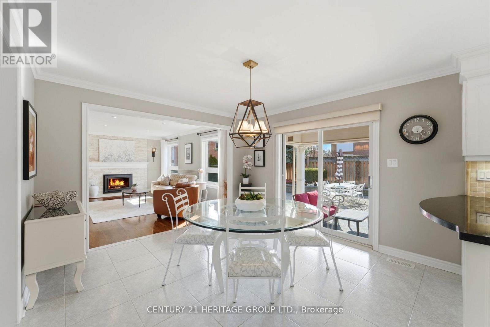 12 Lavinio Court, Vaughan, Ontario  L6A 1V8 - Photo 9 - N13678750