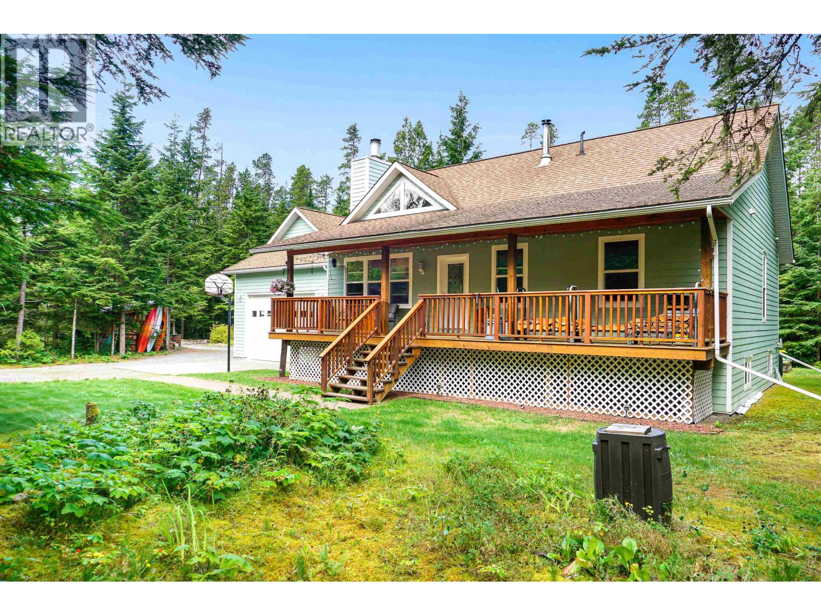 2926 Woeste Avenue, Terrace, British Columbia  V8G 0G5 - Photo 2 - R3155906