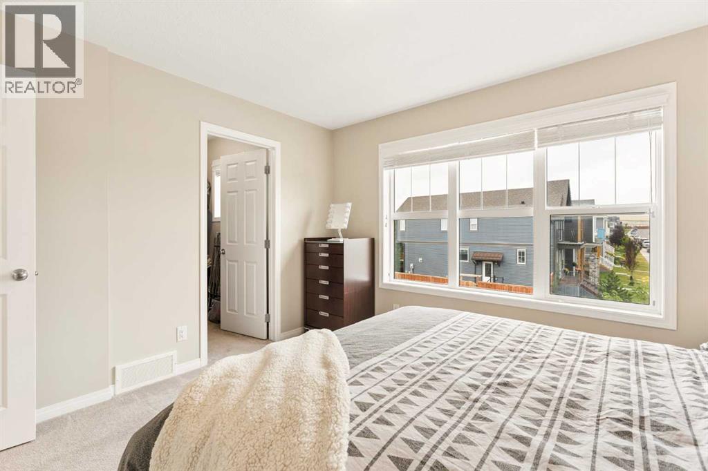 848 Chinook Gate Parade SW, Airdrie, Alberta  T0M 0E0 - Photo 31 - A2336367