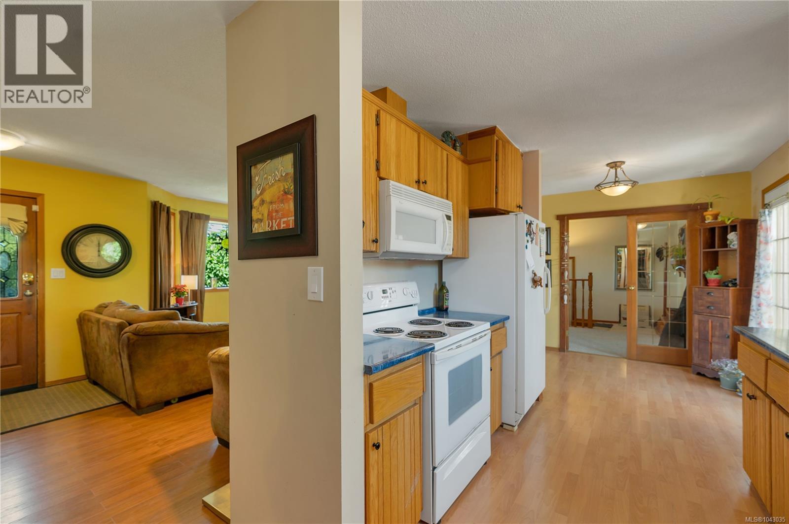 885 Shellbourne Blvd, Campbell River, British Columbia  V9W 4Z7 - Photo 8 - 1043035