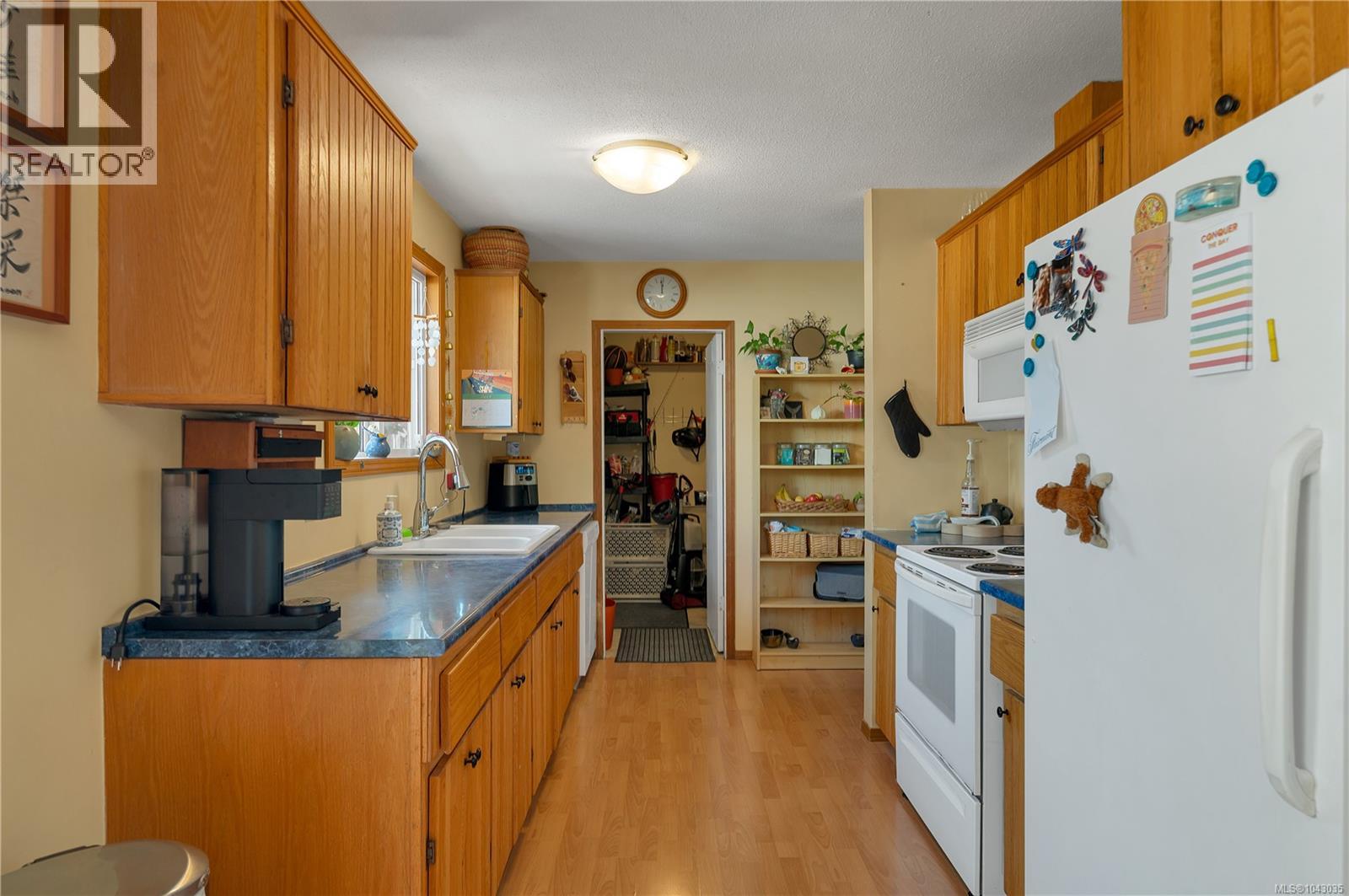885 Shellbourne Blvd, Campbell River, British Columbia  V9W 4Z7 - Photo 10 - 1043035